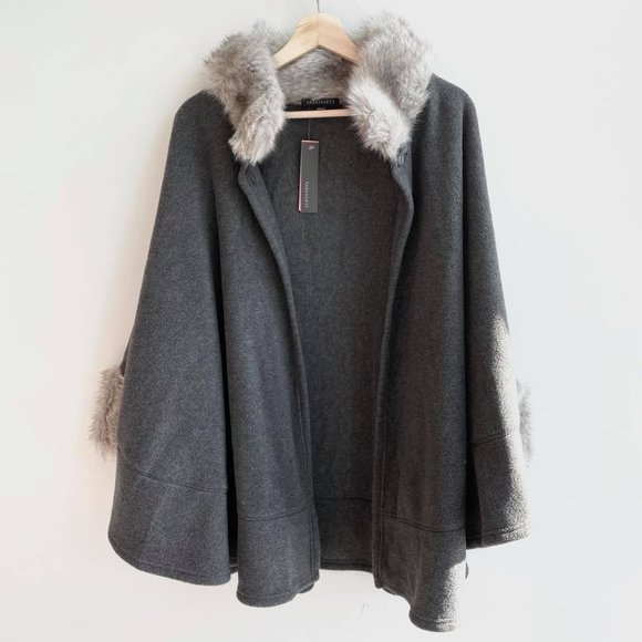 Parkhurst Women's Lara Faux Fur Trimmed Hooded Cap - Picture 5 of 7